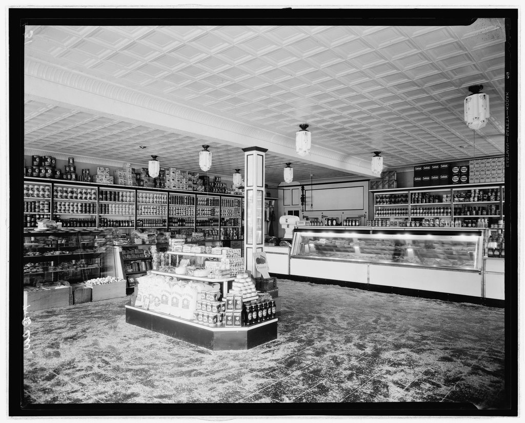 Interior D.G.C. Store, 7th &